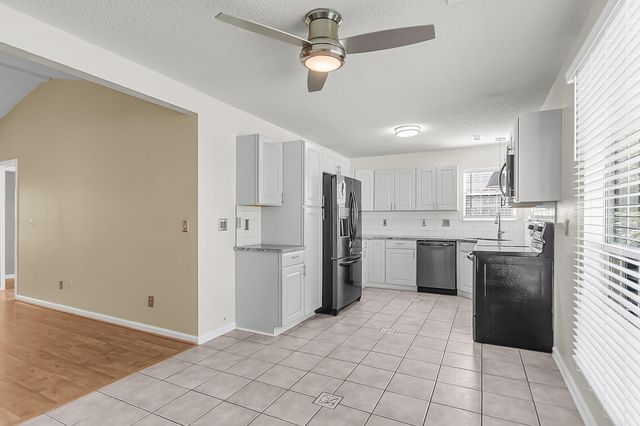 102 Westerly, Goose Creek, SC 29445