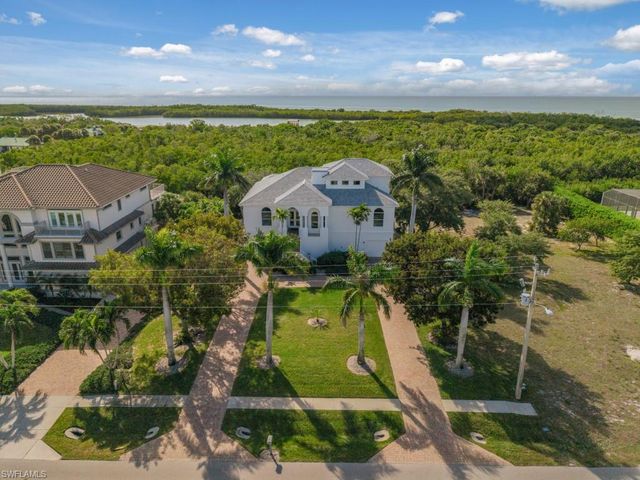 524 Spinnaker DR, Marco Island, FL 34145