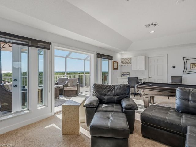 524 Spinnaker DR, Marco Island, FL 34145