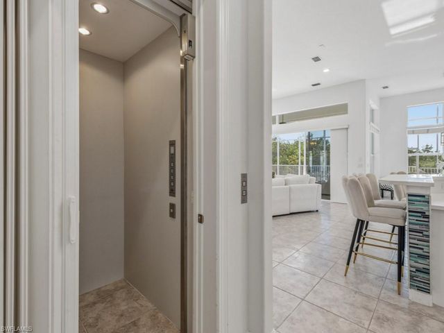 524 Spinnaker DR, Marco Island, FL 34145