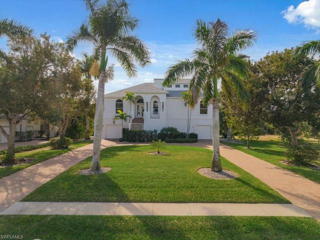 524 Spinnaker DR, Marco Island, FL 34145