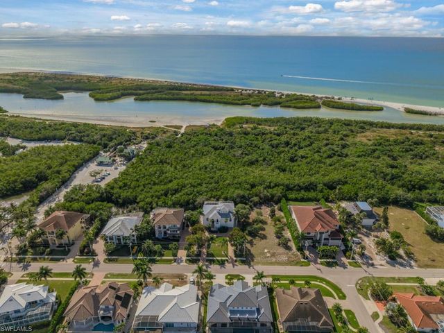 524 Spinnaker DR, Marco Island, FL 34145