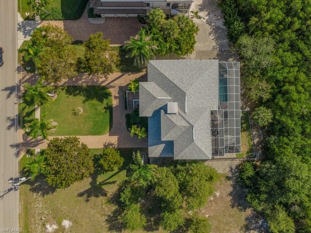 524 Spinnaker DR, Marco Island, FL 34145