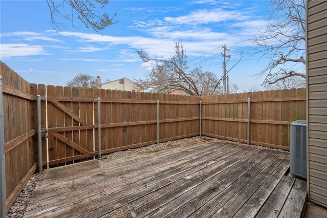 1902 Dartmouth Q-4, College Station, TX 77840