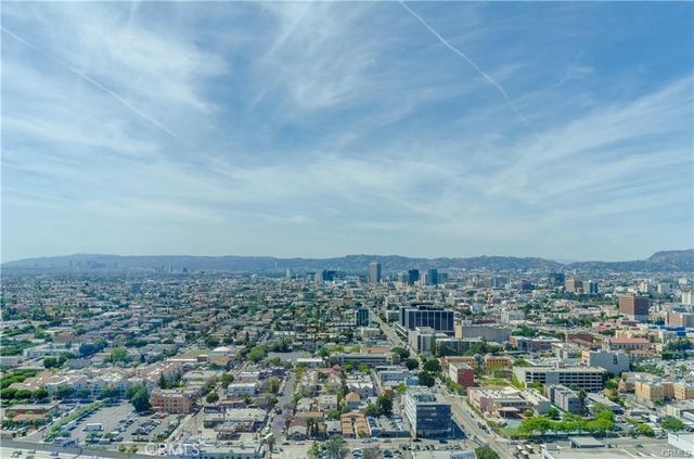 900 W Olympic Boulevard 36B, Los Angeles, CA 90015
