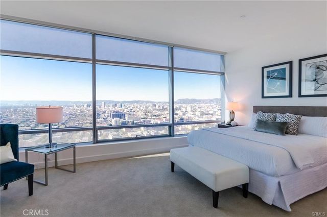 900 W Olympic Boulevard 36B, Los Angeles, CA 90015