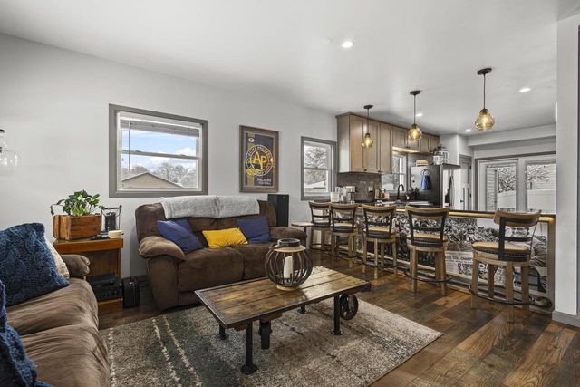 1749 S ONEIDA STREET, Green Bay, WI 54304