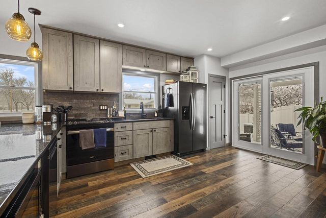 1749 S ONEIDA STREET, Green Bay, WI 54304