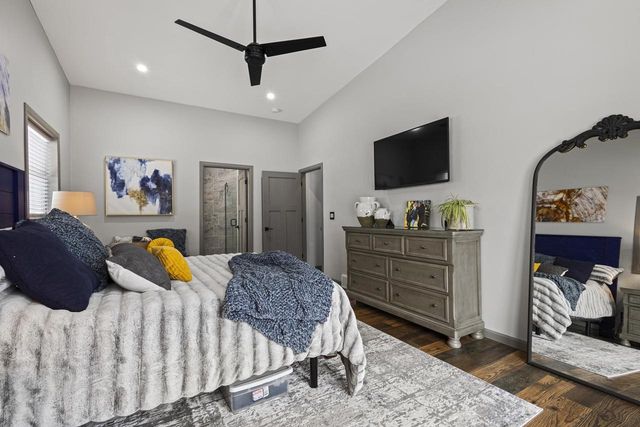 1749 S ONEIDA STREET, Green Bay, WI 54304