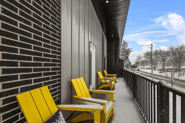 1749 S ONEIDA STREET, Green Bay, WI 54304