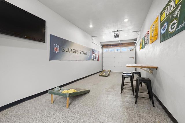 1749 S ONEIDA STREET, Green Bay, WI 54304