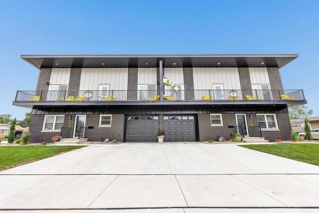 1749 S ONEIDA STREET, Green Bay, WI 54304