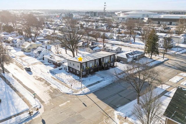 1749 S ONEIDA STREET, Green Bay, WI 54304