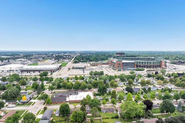 1749 S ONEIDA STREET, Green Bay, WI 54304