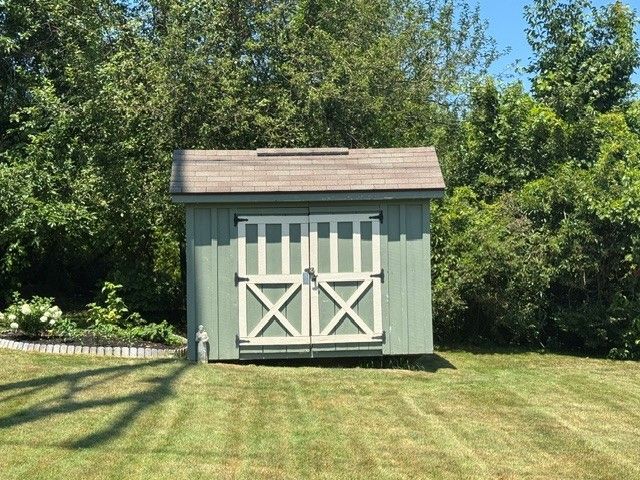 3744 DOMINIC Drive, Erie, PA 16506