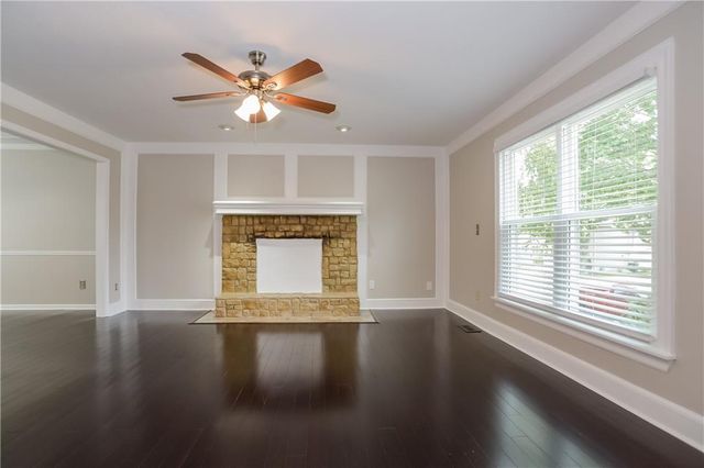 14711 S Arapaho Drive, Olathe, KS 66062