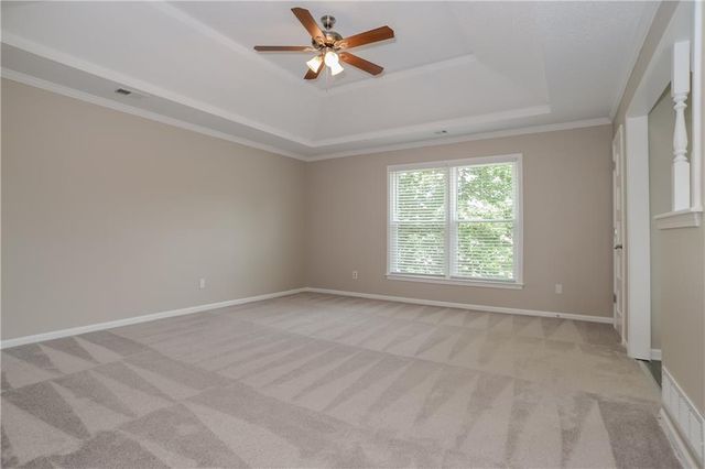 14711 S Arapaho Drive, Olathe, KS 66062