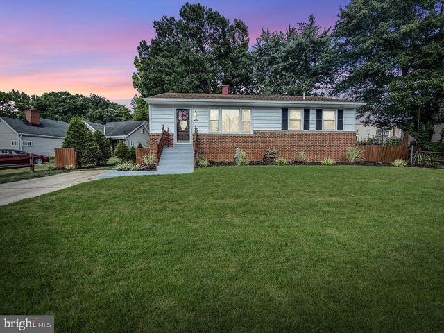 6303 93RD PL, Lanham, MD 20706
