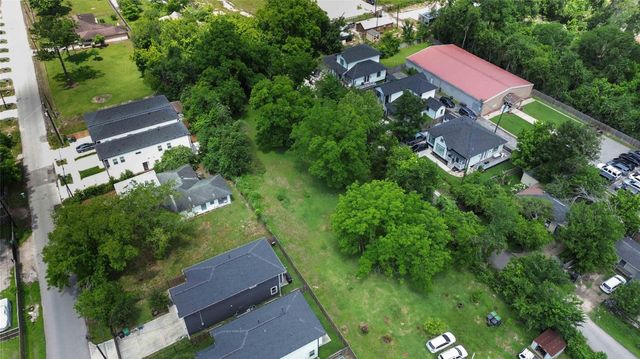 5907 Knox Street, Houston, TX 77091
