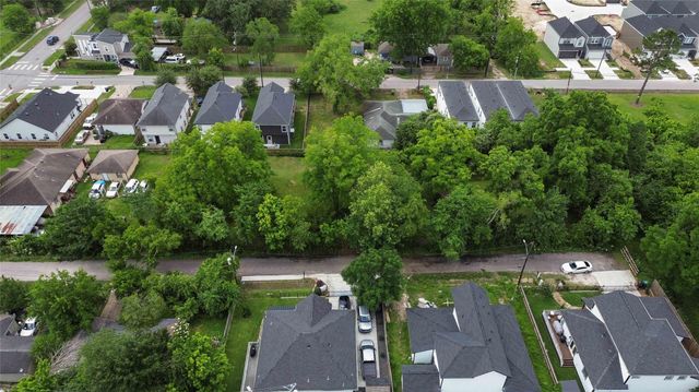5907 Knox Street, Houston, TX 77091