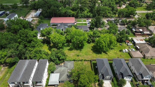5907 Knox Street, Houston, TX 77091