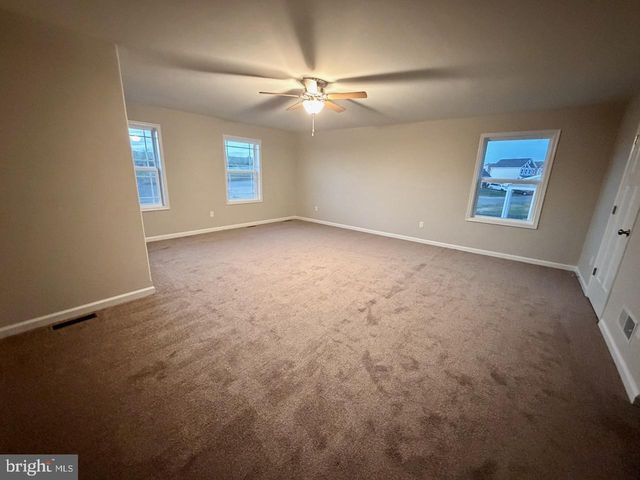 1490 SHERRY DRIVE, Chambersburg, PA 17202