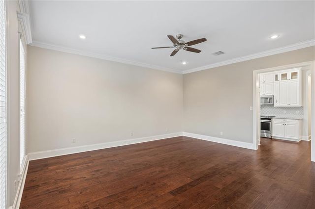 4145 W Prien Lake Road, Lake Charles, LA 70605