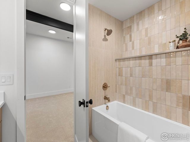 15300 Ypsilon Cir, Mead, CO 80542