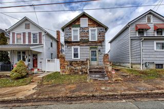227 Avenue A, Latrobe, PA 15650