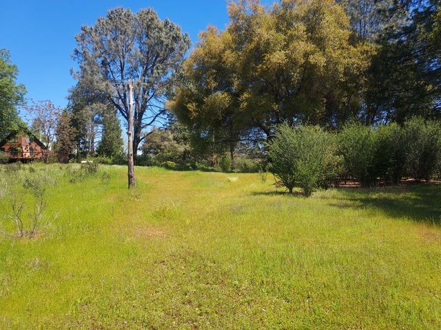 6880 Kahala Rd, Garden Valley, CA 95633