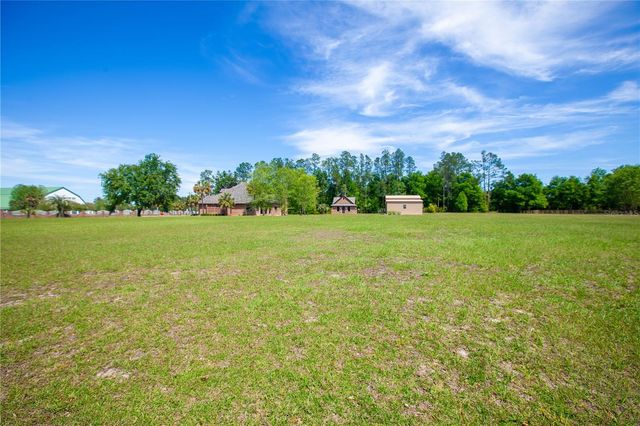 5110 SW COUNTY ROAD 240, Lake City, FL 32024