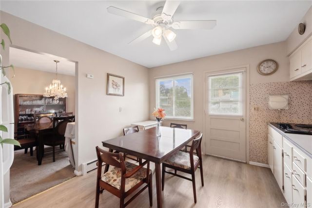 10 Wisteria Way, Commack, NY 11725