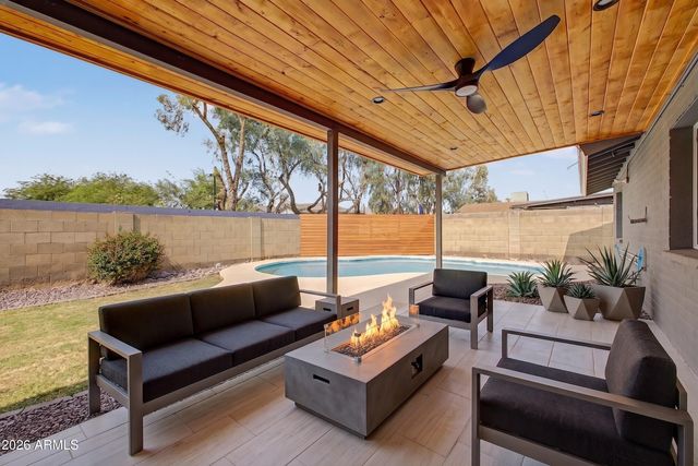 2136 E COLGATE Drive, Tempe, AZ 85283
