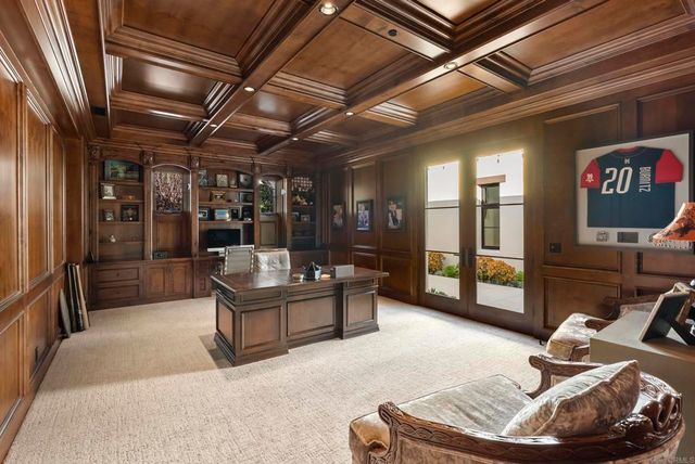 4943 El Arco Iris, Rancho Santa Fe, CA 92067
