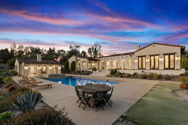 4943 El Arco Iris, Rancho Santa Fe, CA 92067