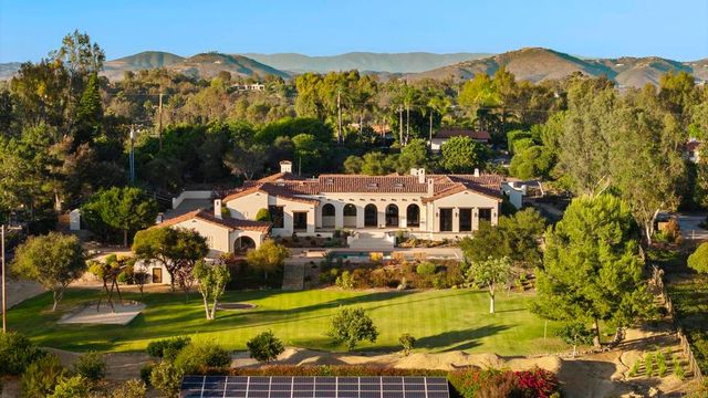 4943 El Arco Iris, Rancho Santa Fe, CA 92067