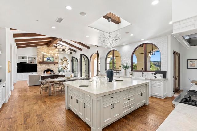 4943 El Arco Iris, Rancho Santa Fe, CA 92067