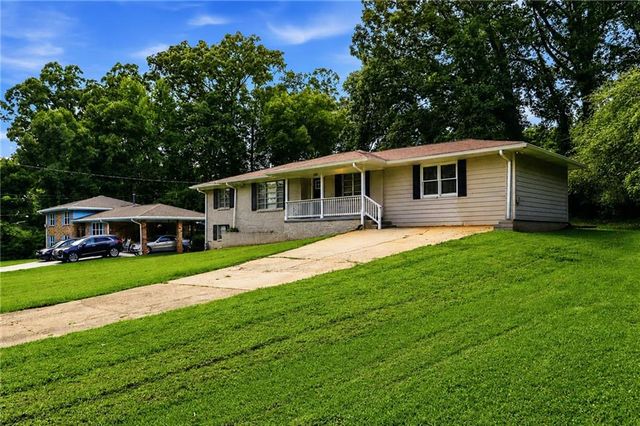2881 Treadway Drive, Decatur, GA 30034