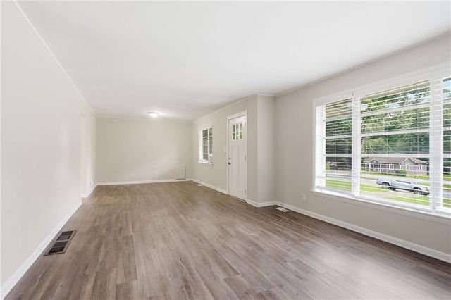 2881 Treadway Drive, Decatur, GA 30034