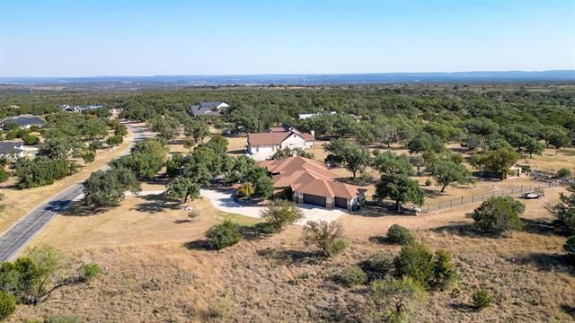 503 Vista View Trail, Spicewood, TX 78669