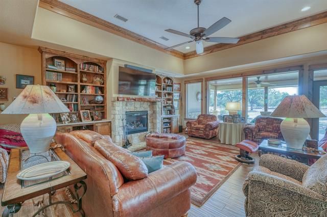 503 Vista View Trail, Spicewood, TX 78669