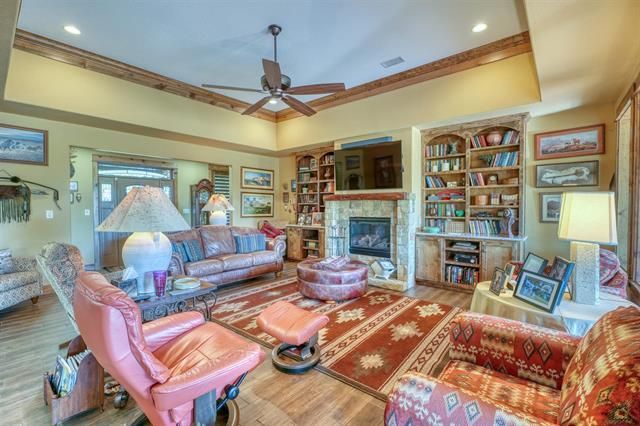 503 Vista View Trail, Spicewood, TX 78669