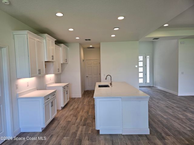 3180 Halblum Avenue SE, Palm Bay, FL 32909