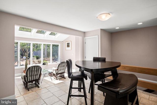 11 PINECREST DR, Medford, NJ 08055