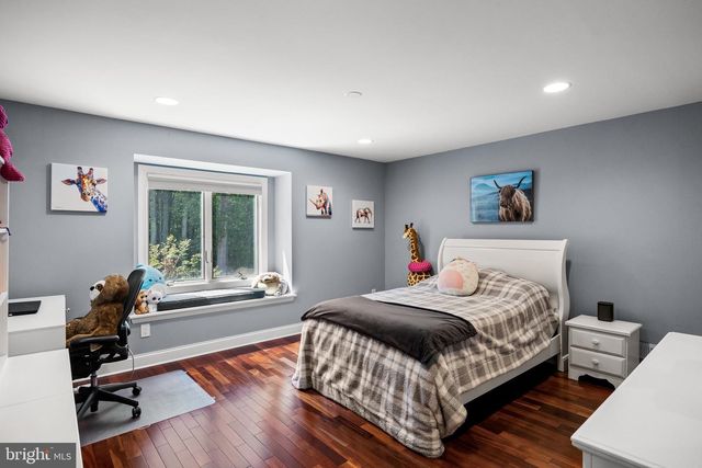 11 PINECREST DR, Medford, NJ 08055