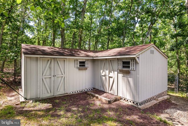 11 PINECREST DR, Medford, NJ 08055