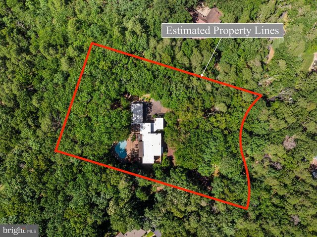 11 PINECREST DR, Medford, NJ 08055