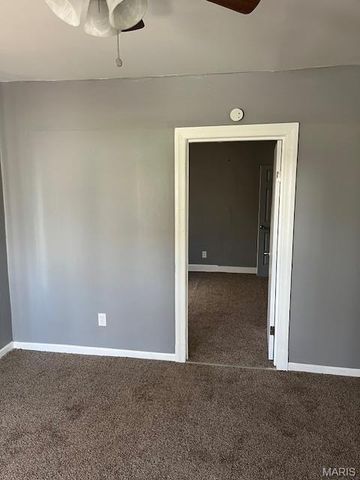 6709 Robbins Avenue, Normandy, MO 63133