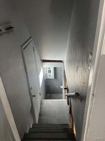 6709 Robbins Avenue, Normandy, MO 63133