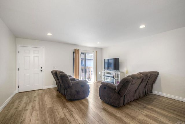 300 Washington Street B, Vista, CA 92084